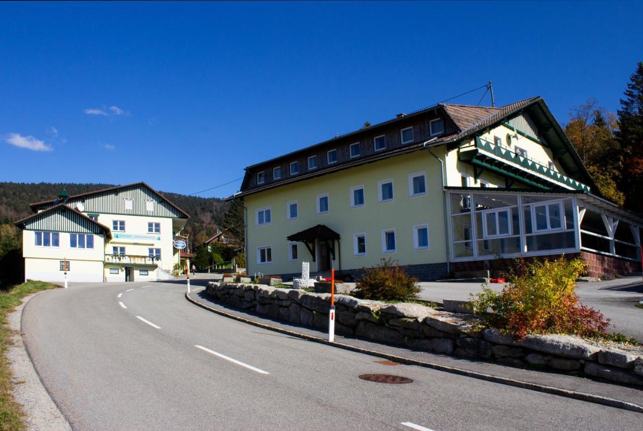 Gasthof Dreilaendereck Schwarzenberg am Bohmerwald Exterior foto